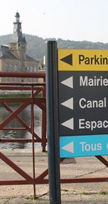 Signalétique urbaine, commerciale et touristique – Ville de Chateaulin